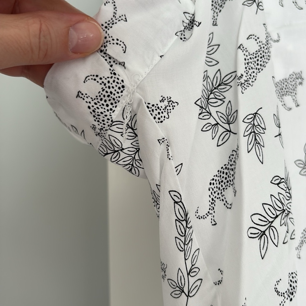 Cheetah pattern button up - Picture 5 of 9
